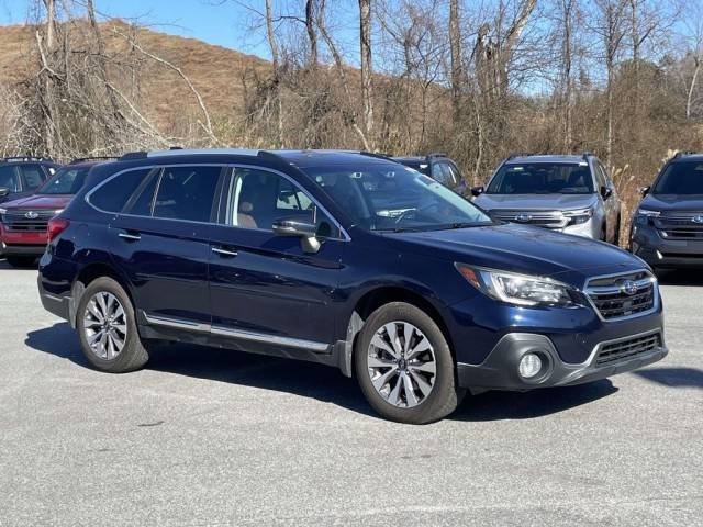 2018 Subaru Outback Touring AWD photo