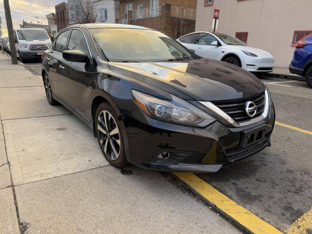 2018 Nissan Altima 2.5 SR FWD photo