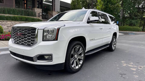 2018 GMC Yukon XL SLE RWD photo