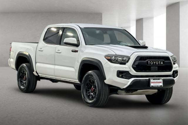 2018 Toyota Tacoma TRD Pro 4WD photo