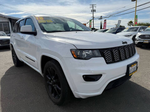 2018 Jeep Grand Cherokee Altitude RWD photo