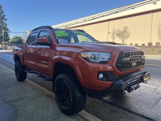2018 Toyota Tacoma TRD Sport 4WD photo