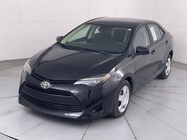 2018 Toyota Corolla LE FWD photo