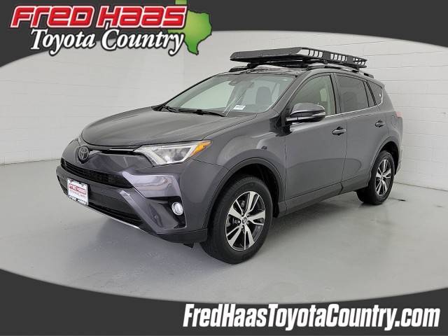 2018 Toyota RAV4 XLE FWD photo