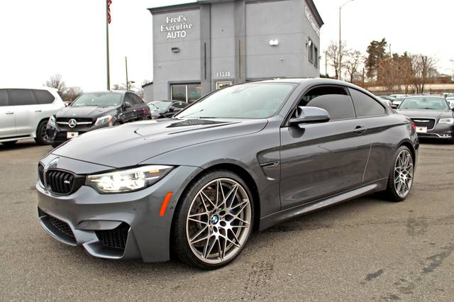 2018 BMW M4  RWD photo
