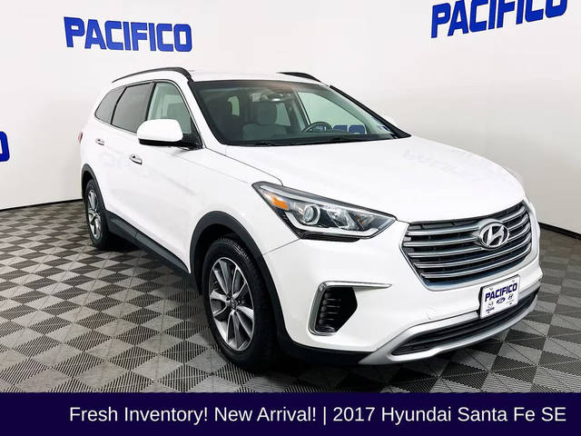 2017 Hyundai Santa Fe SE AWD photo