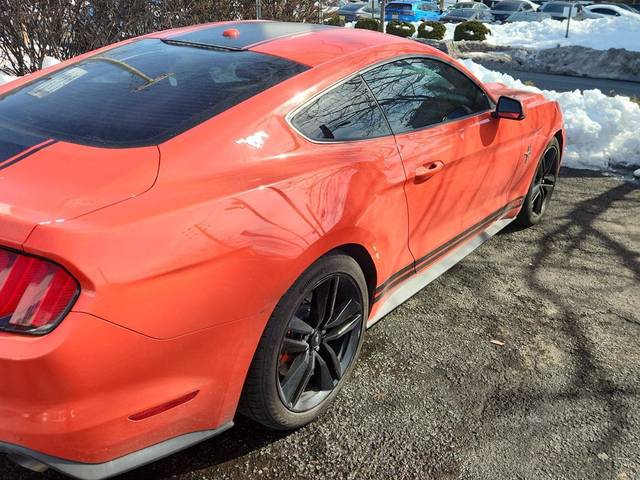 2015 Ford Mustang EcoBoost Premium RWD photo