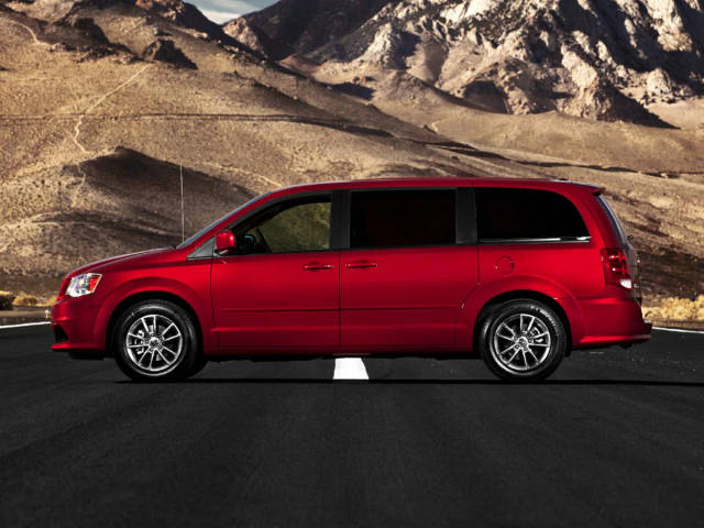 2016 Dodge Grand Caravan R/T FWD photo
