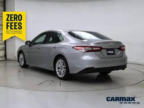 2018 Toyota Camry XLE FWD photo