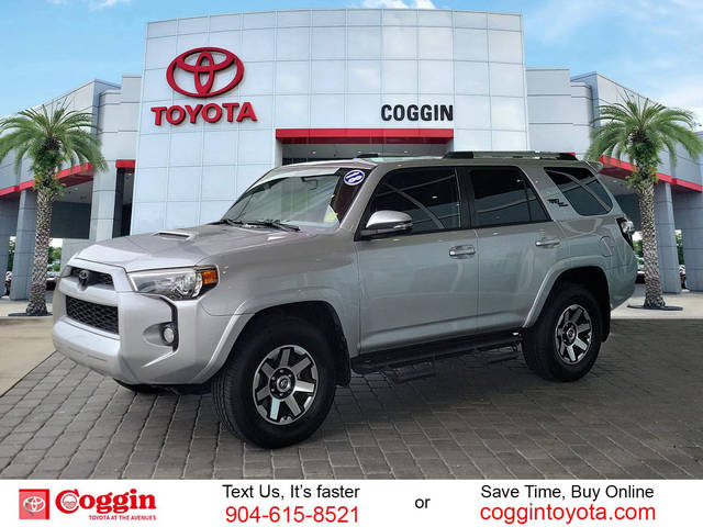 2018 Toyota 4Runner SR5 4WD photo