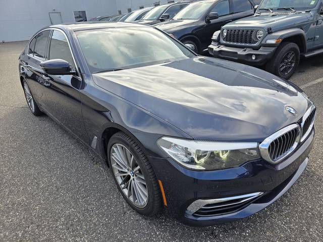 2018 BMW 5 Series 540i RWD photo