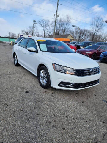 2018 Volkswagen Passat 2.0T S FWD photo