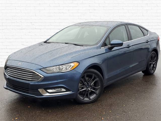 2018 Ford Fusion SE FWD photo