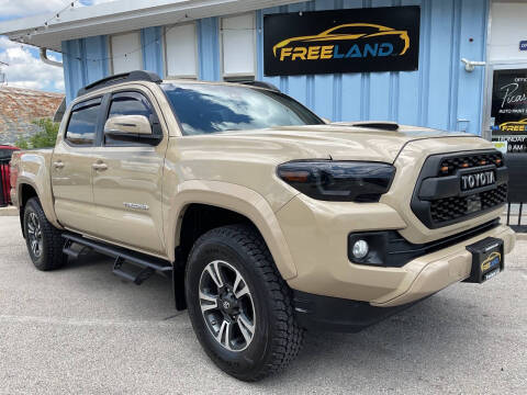 2018 Toyota Tacoma TRD Sport 4WD photo
