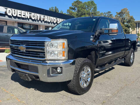 2018 Chevrolet Silverado 2500HD LTZ 4WD photo