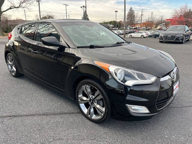 2015 Hyundai Veloster  FWD photo