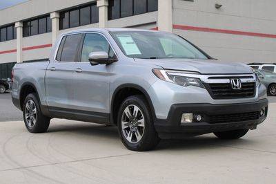 2018 Honda Ridgeline RTL-T AWD photo