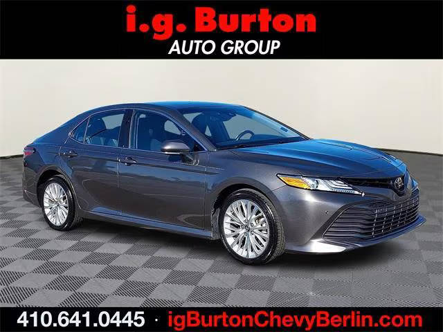 2018 Toyota Camry XLE FWD photo