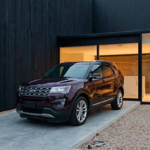 2018 Ford Explorer XLT FWD photo
