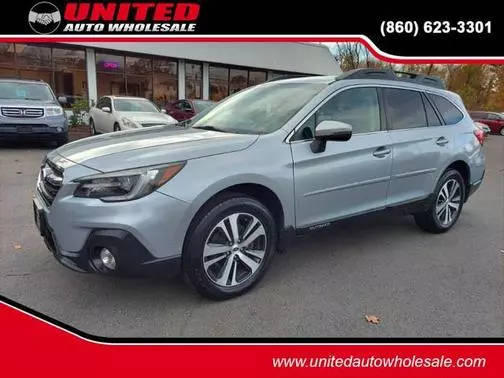 2018 Subaru Outback Limited AWD photo