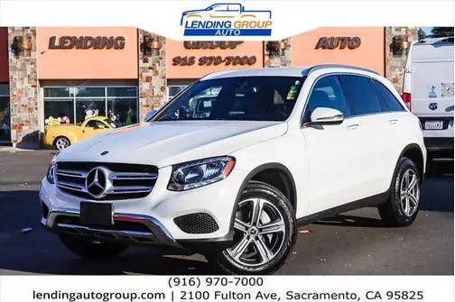 2018 Mercedes-Benz GLC-Class GLC 300 RWD photo