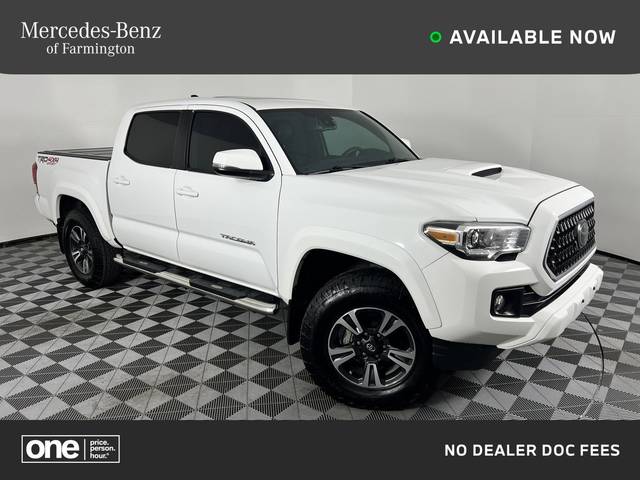 2018 Toyota Tacoma TRD Sport 4WD photo