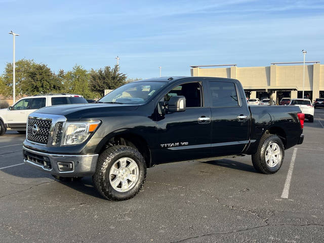 2018 Nissan Titan SV 4WD photo