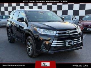 2018 Toyota Highlander LE FWD photo
