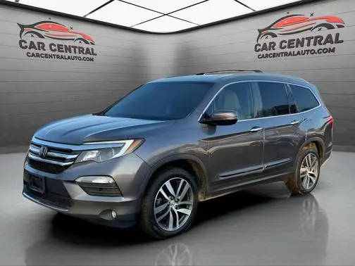 2018 Honda Pilot Touring AWD photo