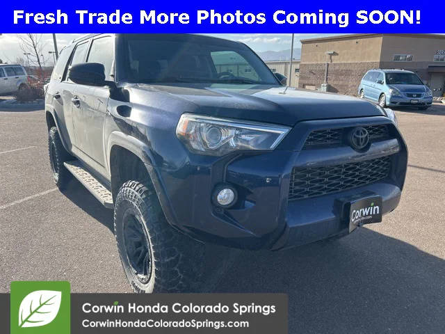 2018 Toyota 4Runner SR5 4WD photo