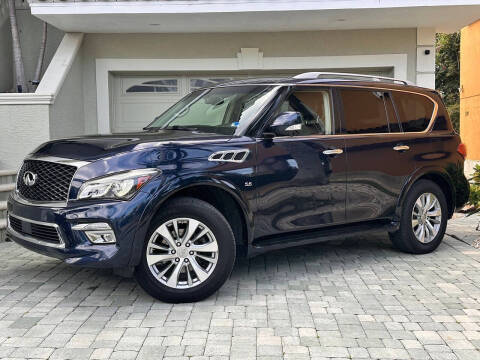 2017 Infiniti QX80 4WD photo