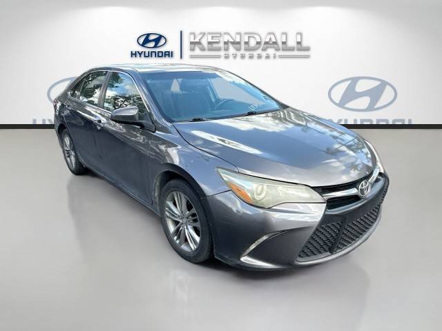 2017 Toyota Camry SE FWD photo