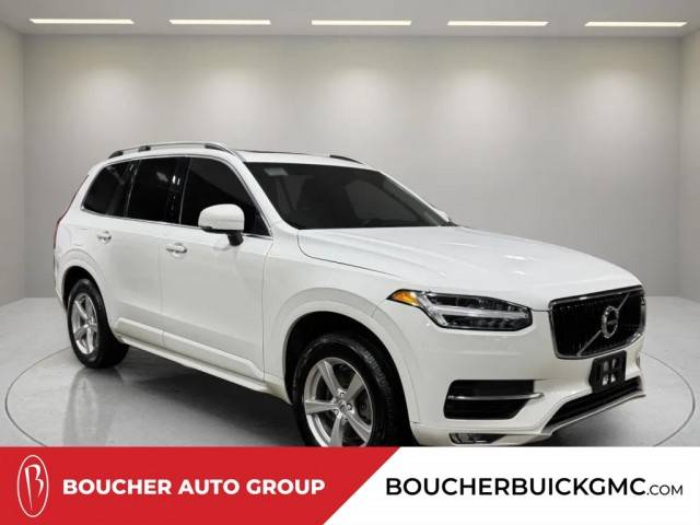 2018 Volvo XC90 Momentum AWD photo