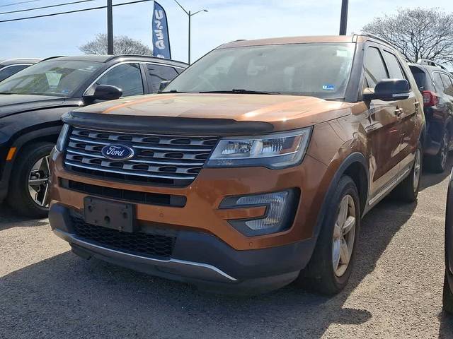 2017 Ford Explorer XLT 4WD photo