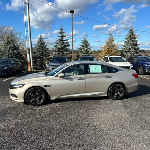 2018 Honda Accord Touring 2.0T FWD photo