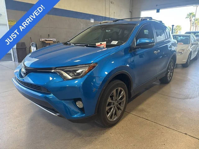 2018 Toyota RAV4 Limited FWD photo