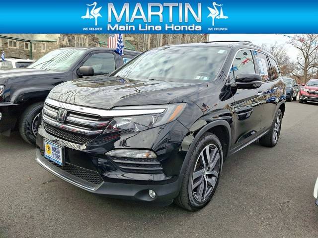 2018 Honda Pilot Touring AWD photo