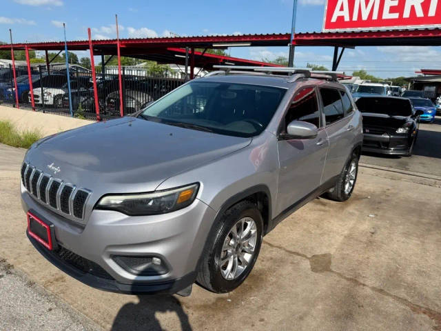 2019 Jeep Cherokee Latitude Plus FWD photo