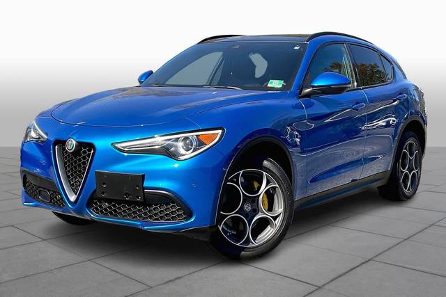 2018 Alfa Romeo Stelvio Ti Sport AWD photo