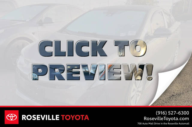 2018 Toyota Prius Three FWD photo