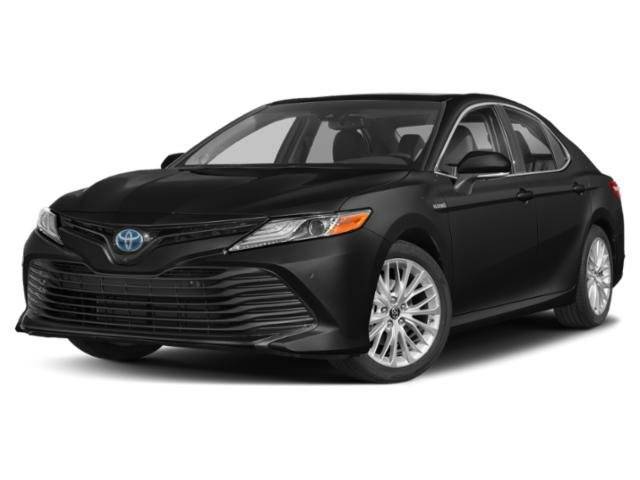 2018 Toyota Camry Hybrid XLE FWD photo