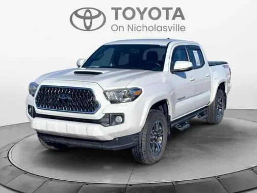 2018 Toyota Tacoma TRD Sport 4WD photo