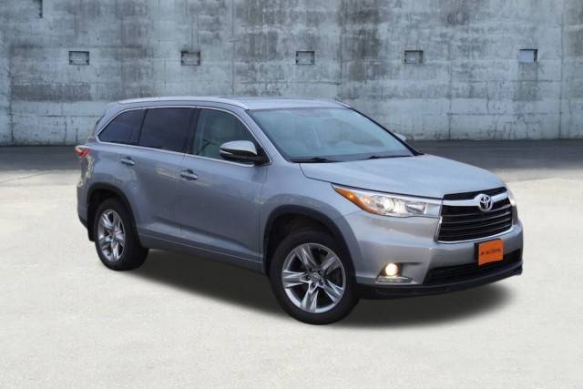 2015 Toyota Highlander Limited AWD photo