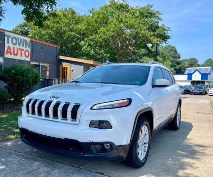 2016 Jeep Cherokee Latitude 4WD photo