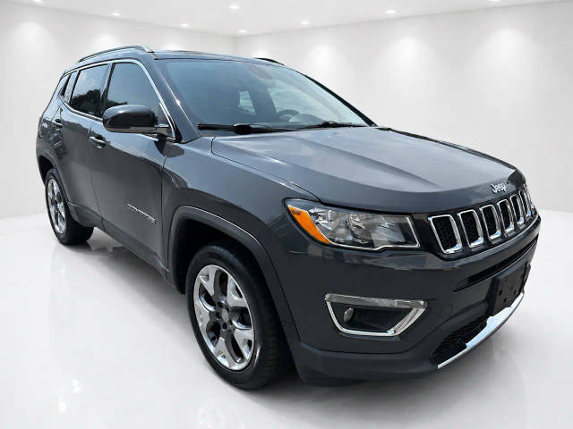 2018 Jeep Compass Limited 4WD photo