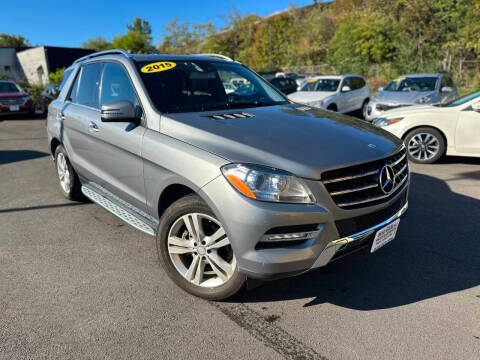 2015 Mercedes-Benz M-Class ML 350 AWD photo