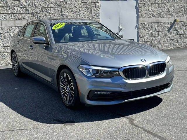 2018 BMW 5 Series 530e xDrive iPerformance AWD photo