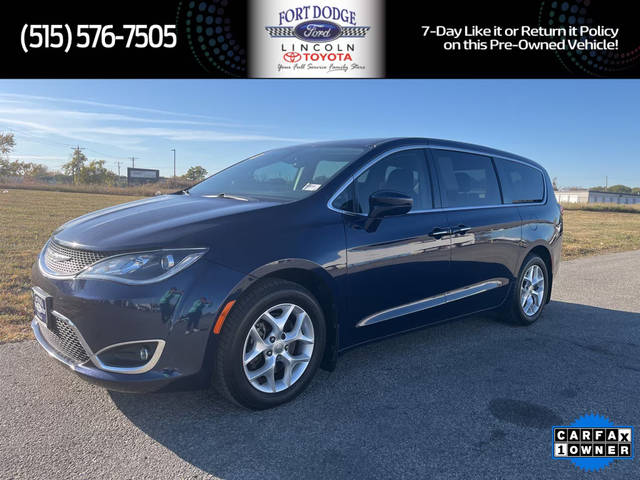 2018 Chrysler Pacifica Minivan Touring Plus FWD photo