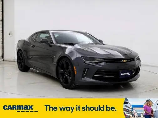 2018 Chevrolet Camaro 1LT RWD photo