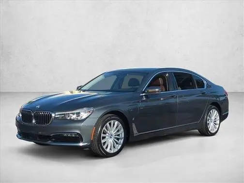 2017 BMW 7 Series 740e xDrive iPerformance AWD photo